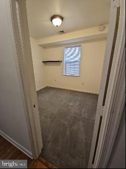 927 N 6th Street #1, Philadelphia PA 19123