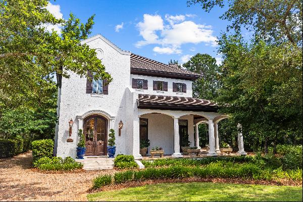 Custom-Crafted Home With Expansive Outdoor Living Area In Gated Community 