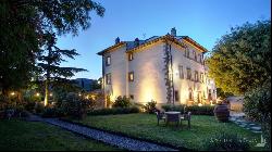 La Querce Mansion with pool, Cortona, Arezzo- Tuscany