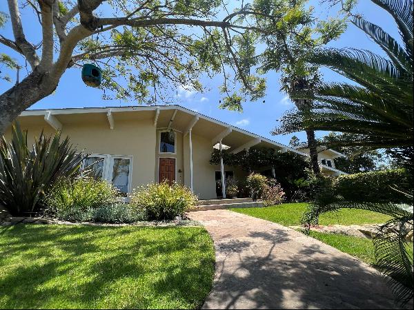 828 SAN ROQUE ROAD, Santa Barbara, CA, 93105, USA