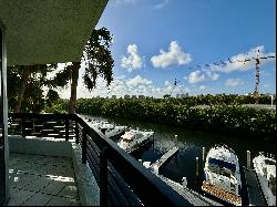 3500 Mystic Pointe Dr, #405, Aventura, FL