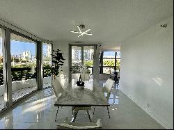 3500 Mystic Pointe Dr, #405, Aventura, FL