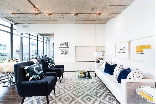 An Upscale King West Penthouse