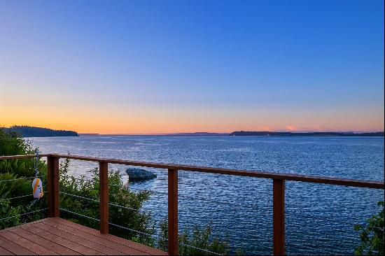 13 White Rock Lane, Port Ludlow, WA 98365