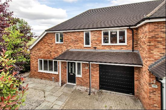 Dynes Road, Kemsing, Sevenoaks, Kent, TN15 6RA