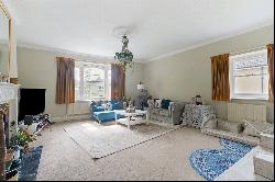 Cambridge Park, Westbury Park, Bristol, BS6 6XW