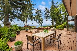 12410 Sunrise Dr NE, Bainbridge Island, WA 98110