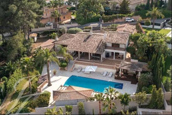 Large Mediterranean Villa for sale with partially views of bay Palma