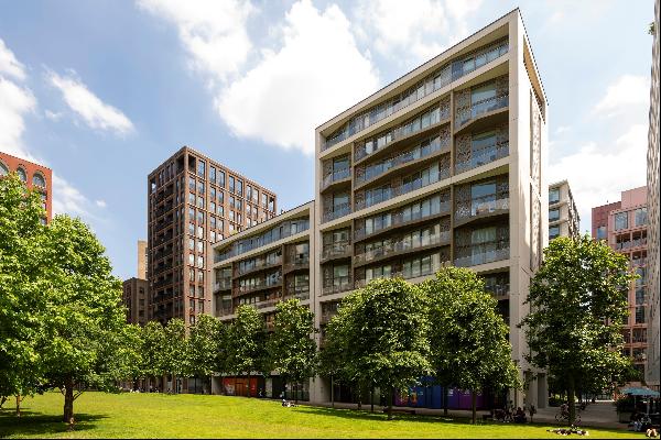 A beautifully presented three bedroom apartment overlooking Lewis Cubitt Park, King's Cros