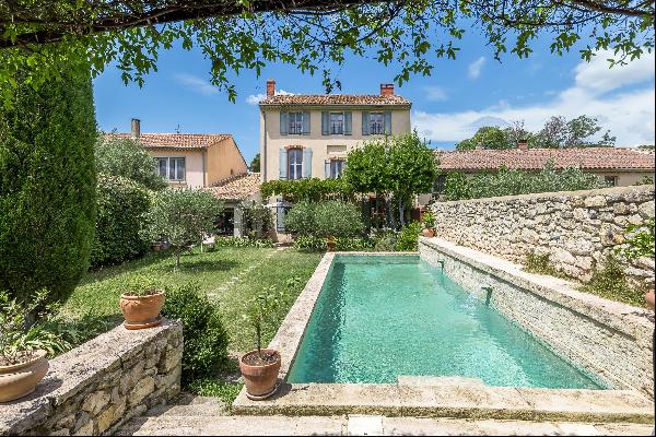 Charming house for sale in Saint Didier.