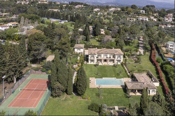 A Stunning Bastide with Pool and Tennis near Mougins