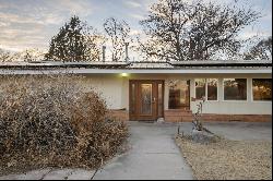 528 Don Sosteno Road, Los Lunas NM 87031