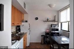 1326-42 Spruce Street Unit 902, Philadelphia PA 19107