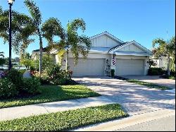 14827 Edgewater CIR, Naples FL 34114