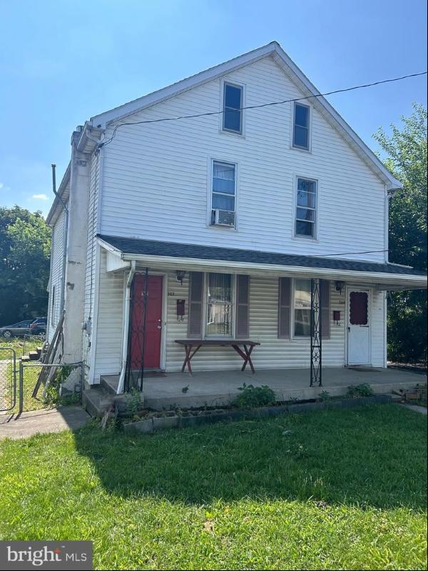 562564 S Central Avenue, Chambersburg PA 17201