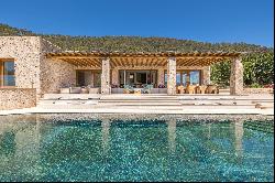 Exceptional villa with sea and countryside views in Ibiza