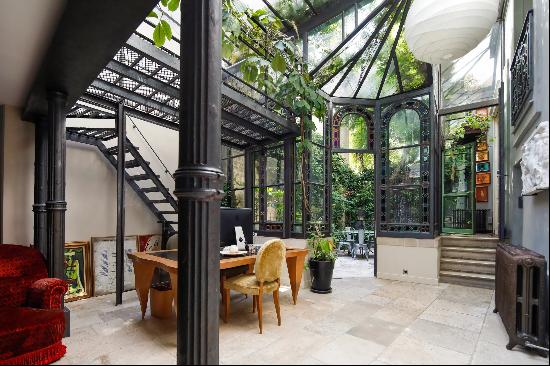 Paris 14th District - A remarkable 6-bed property