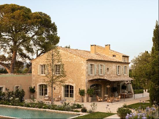 Mas des Agapanthes, A Unique Property in Provence