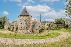 Stunning Historic Castle on 71-Hectare Estate Near Angers