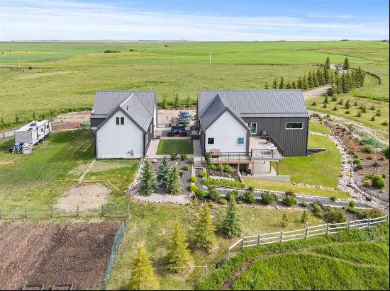 304102 338 AV E, Rural Foothills County, AB, T0L 0J0, CANADA