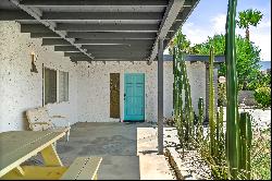 South Palm Springs Mid-Century Modern on Spacious Lot with Broad Mountain Vista