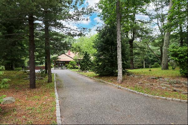 156 Landing Meadow Road,Smithtown, NY, 11787