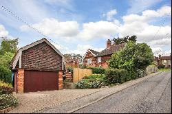 Childsbridge Lane, Seal, Sevenoaks, Kent, TN15 0BL