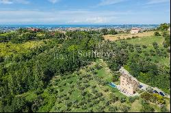 Restored House with 15th Century Tower Near the Adriatic Riviera