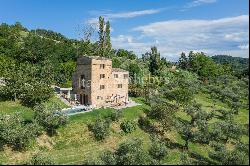 Restored House with 15th Century Tower Near the Adriatic Riviera