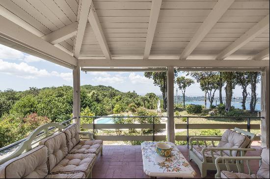 Charming Lake View Villa in Castel Gandolfo