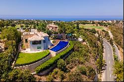 Luxury Mansion with Four Bedroom in Aphrodite Hills Golf Resort