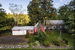 90 Upper Whitfield Road, Accord NY 12404