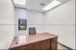 264 N Main St #1, East Longmeadow MA 01028