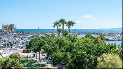 Spacious first line apartment with sea views for sale in Portixo, Palma de Mallorca 07006