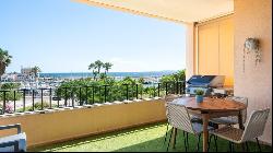 Spacious first line apartment with sea views for sale in Portixo, Palma de Mallorca 07006