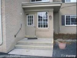 2377 WALTON Boulevard #14, Rochester Hills MI 48309