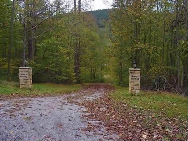 Lot 8 Brady's Landing, Perry Twp - Arm PA 16041