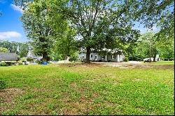 102 Miller St, Abbeville SC 29620