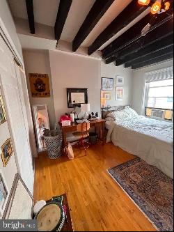 1812 Pine Street Unit 3F, Philadelphia PA 19103