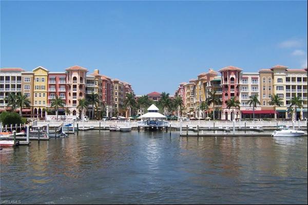 450 BAYFRONT PL #4203, Naples FL 34102