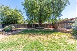 615 Page Avenue, Los Banos CA 93635