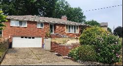 735 Sara Dr, Washington PA 15301