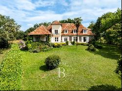 LOVELY MASTER HOUSE IN THE BEARN WITH SWIMMING POOL