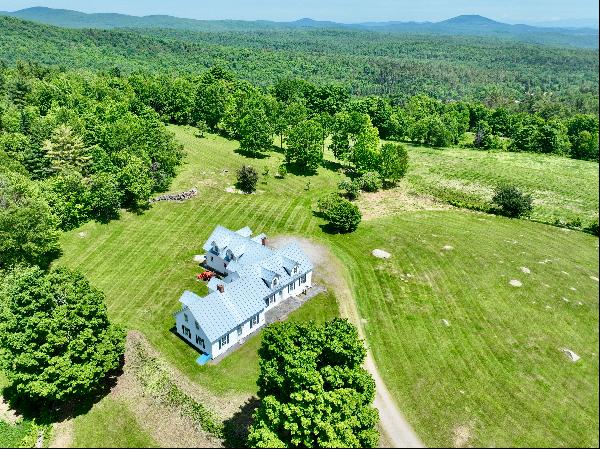 Antique Cape on 812 Acres in Groton