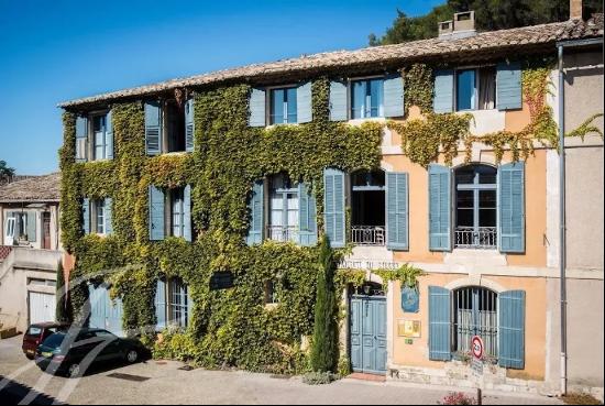 Gordes - Former 13th century convent