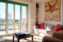 Elegant seafront apartment in Viareggio