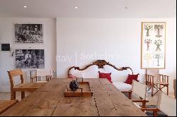 Elegant seafront apartment in Viareggio