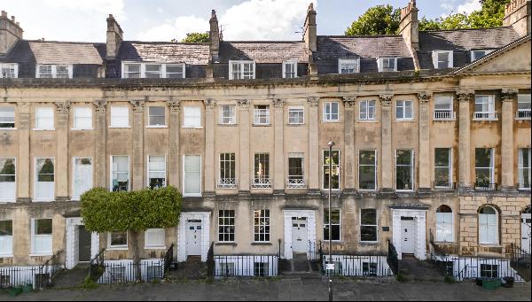 An elegant, Grade I listed, two-bedroom apartment with terrace, garden and garage.