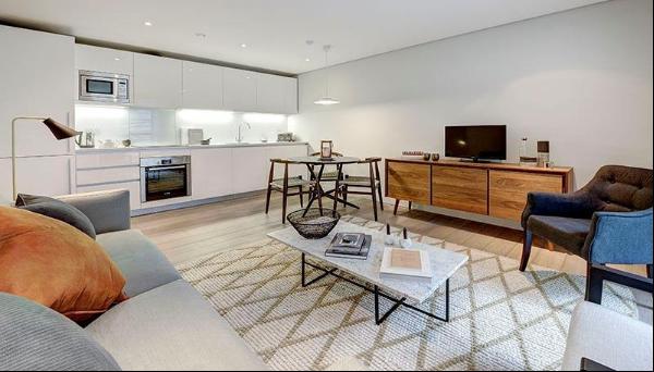 One bedroom apartment available to rent in Merchant Square East, W2.