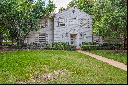 Coveted Corner Lot in Highland Park